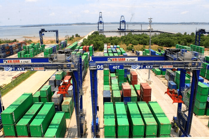 Terminal Peti Kemas Karingau